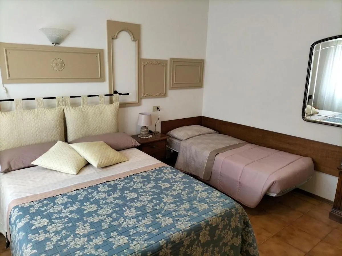 Casa Dei Nonni Lägenhet Venturina Terme Italien